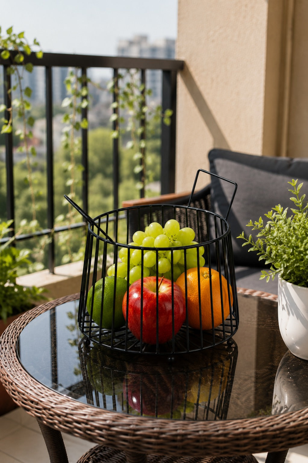 Modern Metal Fruit Basket | Round Wire Storage Basket with Handles | Decorative Kitchen & Dining Table Organizer