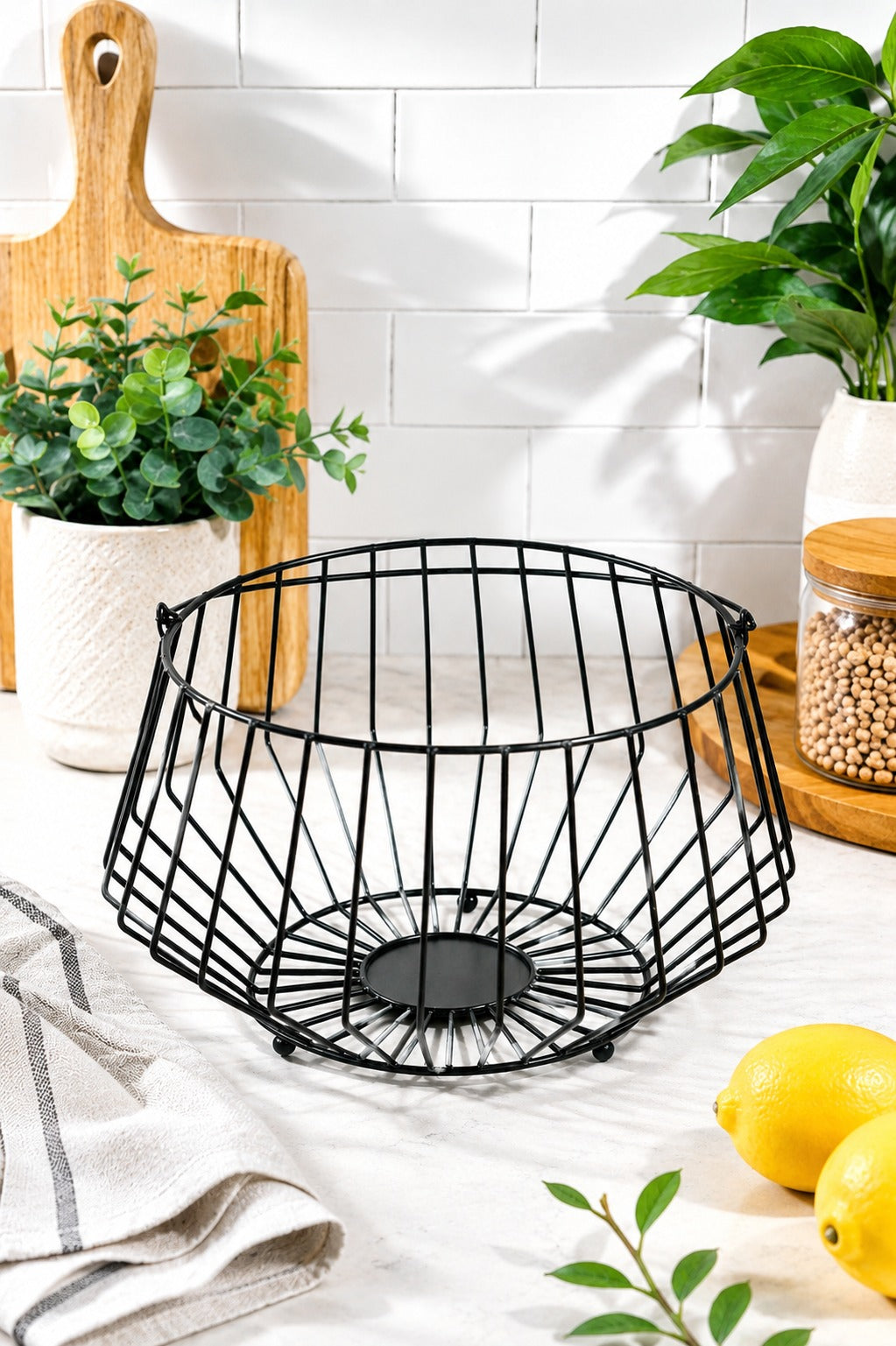 Modern Metal Fruit Basket with Handle | Round Wire Storage Basket | Kitchen & Dining Table Organizer