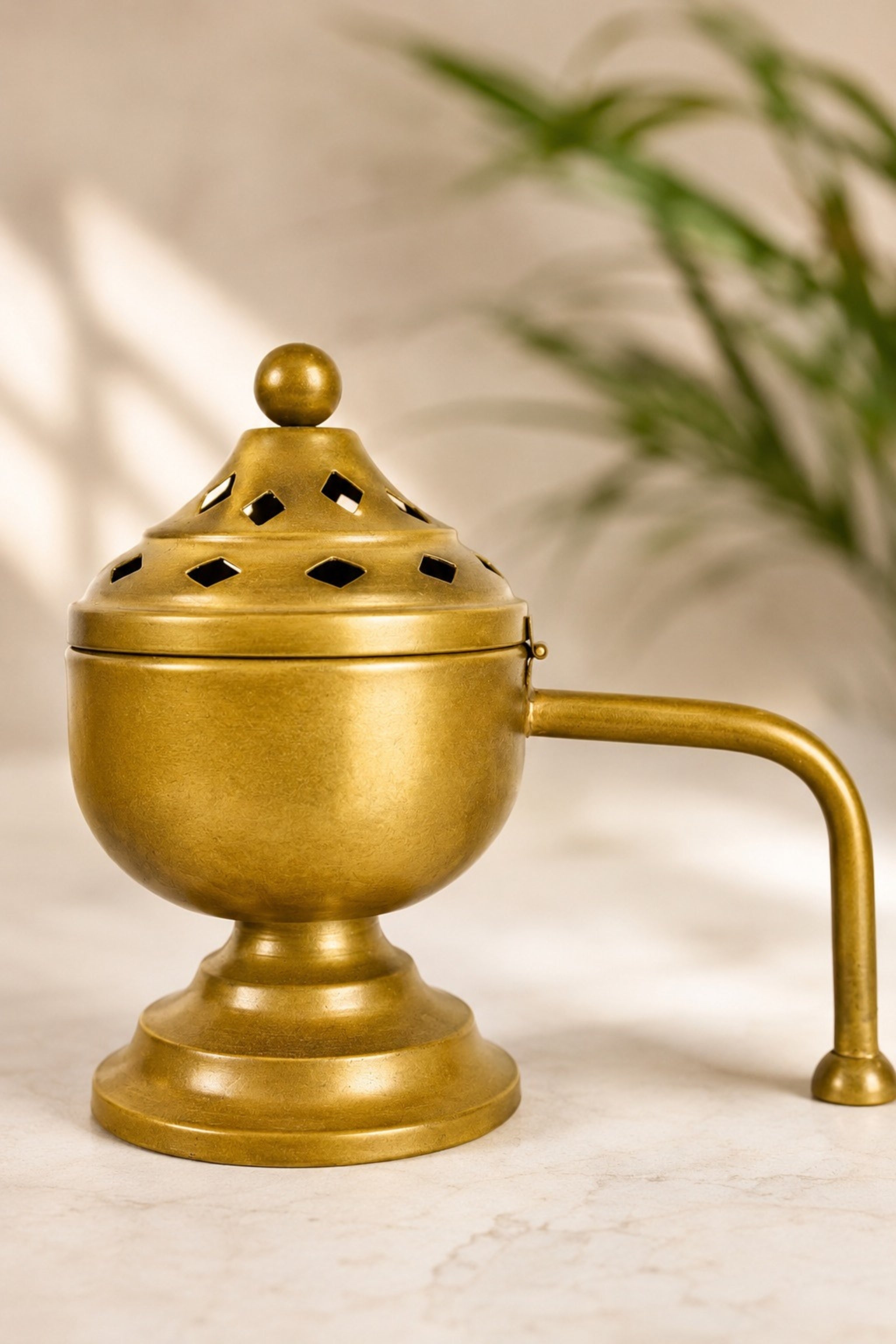 Brass Finish Metal Dhoop Dani with Wooden Handle & Lid for Pooja, Loban & Sambrani Burning | Covered Incense Burner for Home Temple, Havan, Vastu & Premium Festive Gift Item