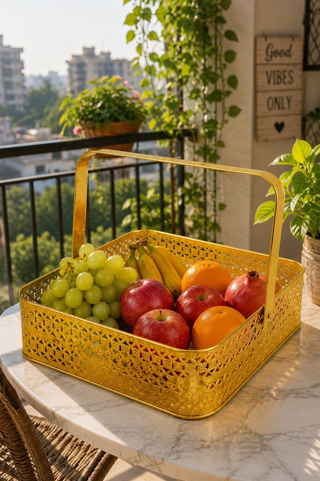 Premium Golden Metal Gift Basket with Handle | Large Decorative Storage Basket | Multipurpose Fruit Basket, Dry Fruit Hamper, Pooja Basket & Home Organizer