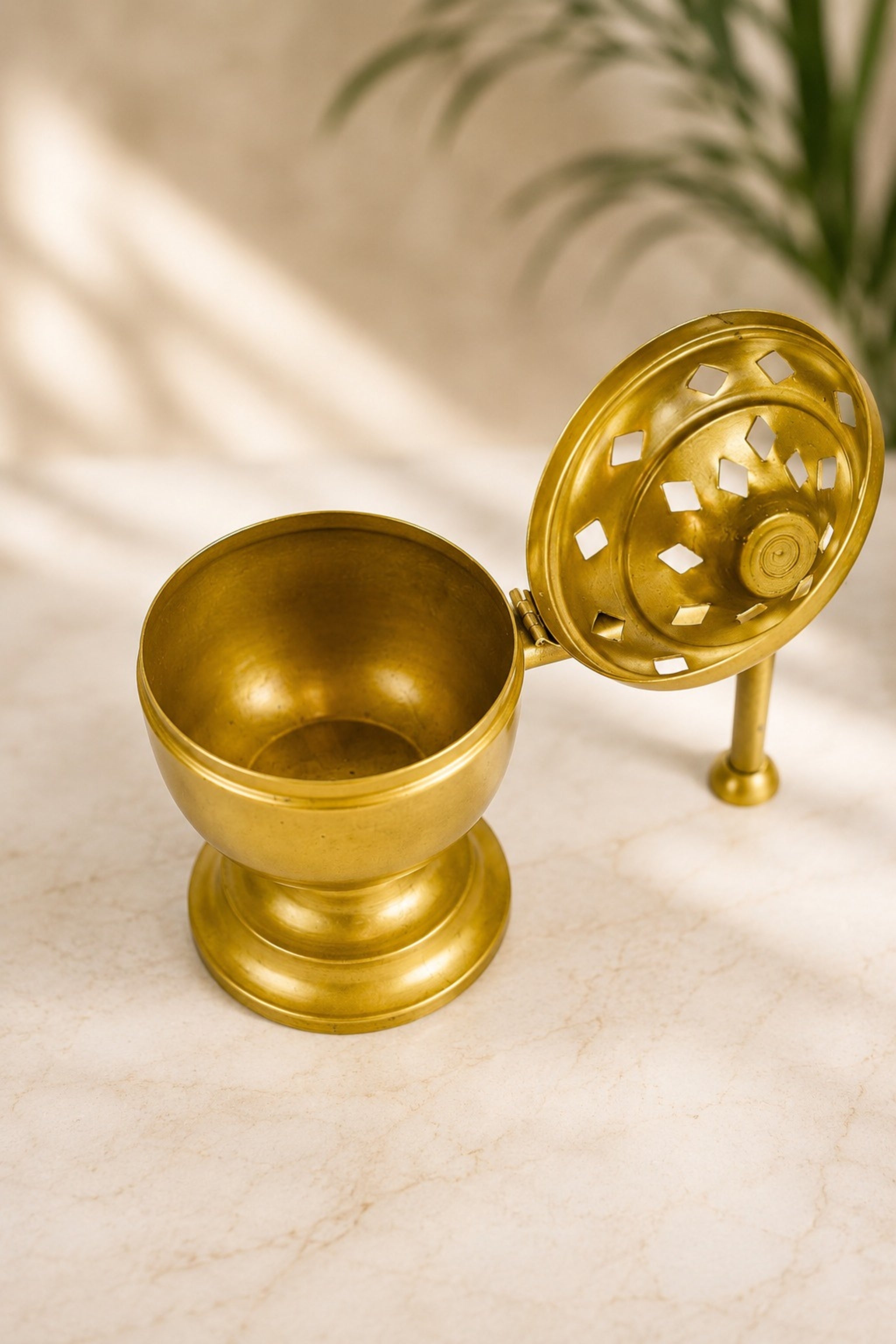 Brass Finish Metal Dhoop Dani with Wooden Handle & Lid for Pooja, Loban & Sambrani Burning | Covered Incense Burner for Home Temple, Havan, Vastu & Premium Festive Gift Item