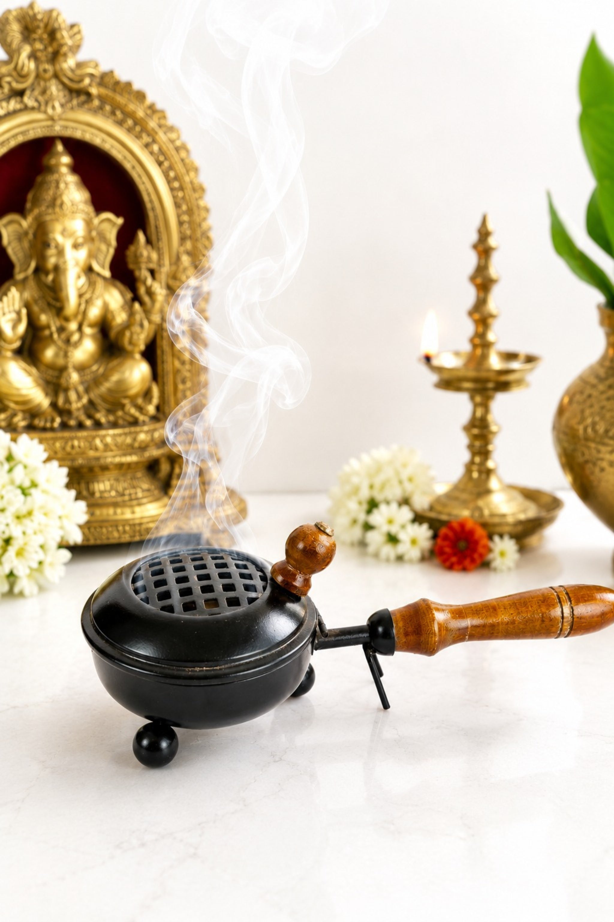 Black Metal Dhoop Dani with Wooden Handle & Lid for Pooja, Loban & Sambrani Burning | Covered Incense Burner for Home Temple, Havan, Vastu & Daily Use Puja Item