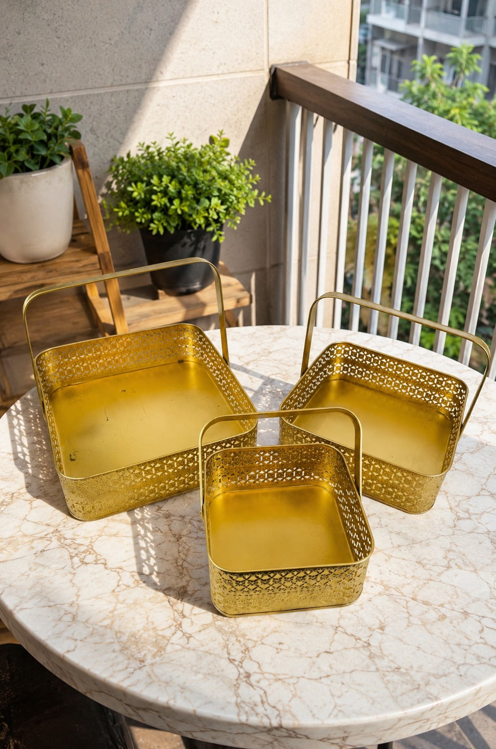 Premium Golden Metal Basket Set of 3 with Handle | Large, Medium & Small Multipurpose Storage Baskets | Gift Hamper, Fruit Basket, Kitchen Organizer, Vanity & Home Decor | Gold Finish