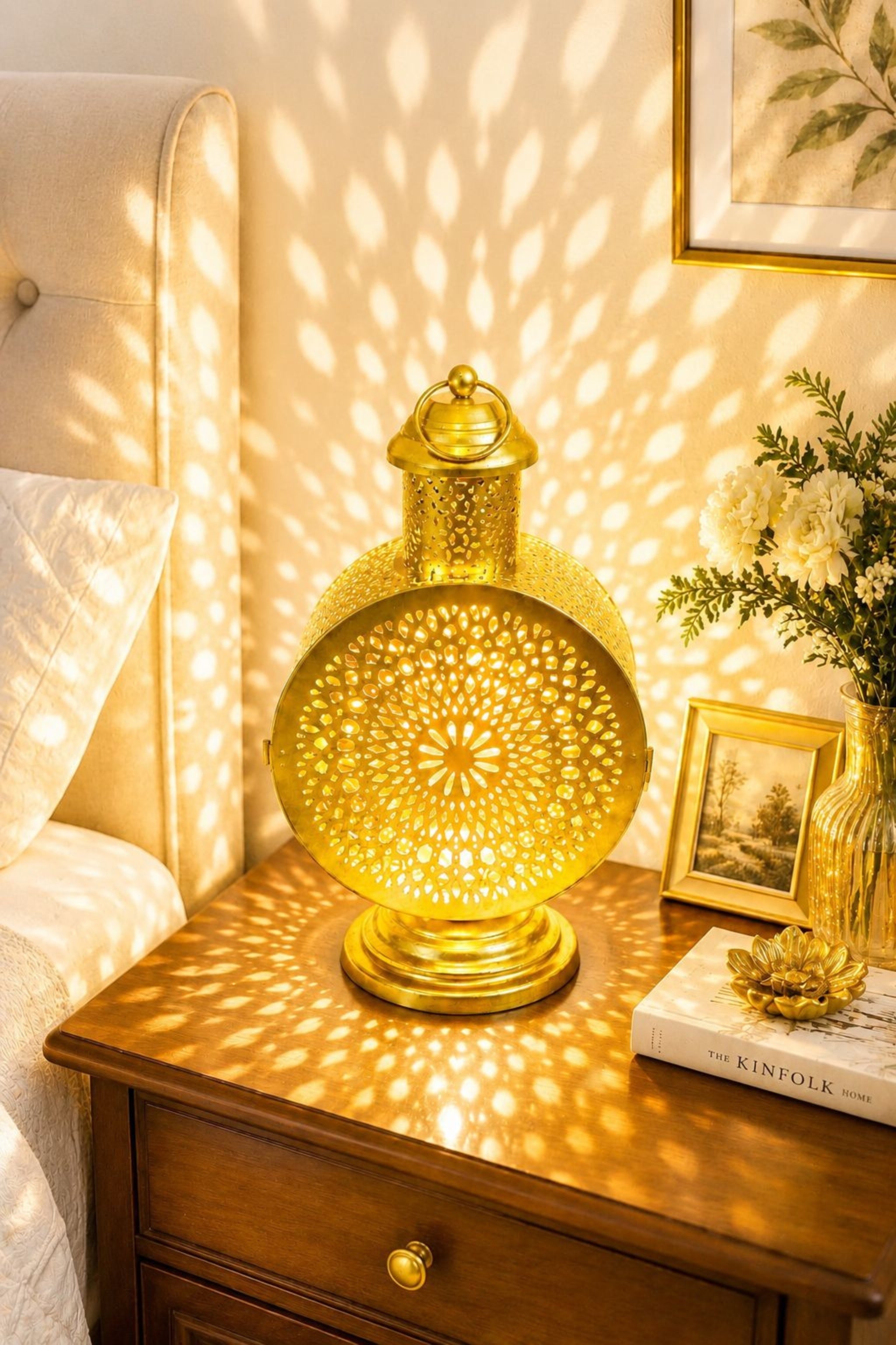 Premium Round Metal Aroma Diffuser Lamp with Essential Oil | Decorative Cutwork Electric Burner | Warm Ambient Light Aromatherapy Diffuser | Luxury Fragrance Lamp for Home Décor & Gifting