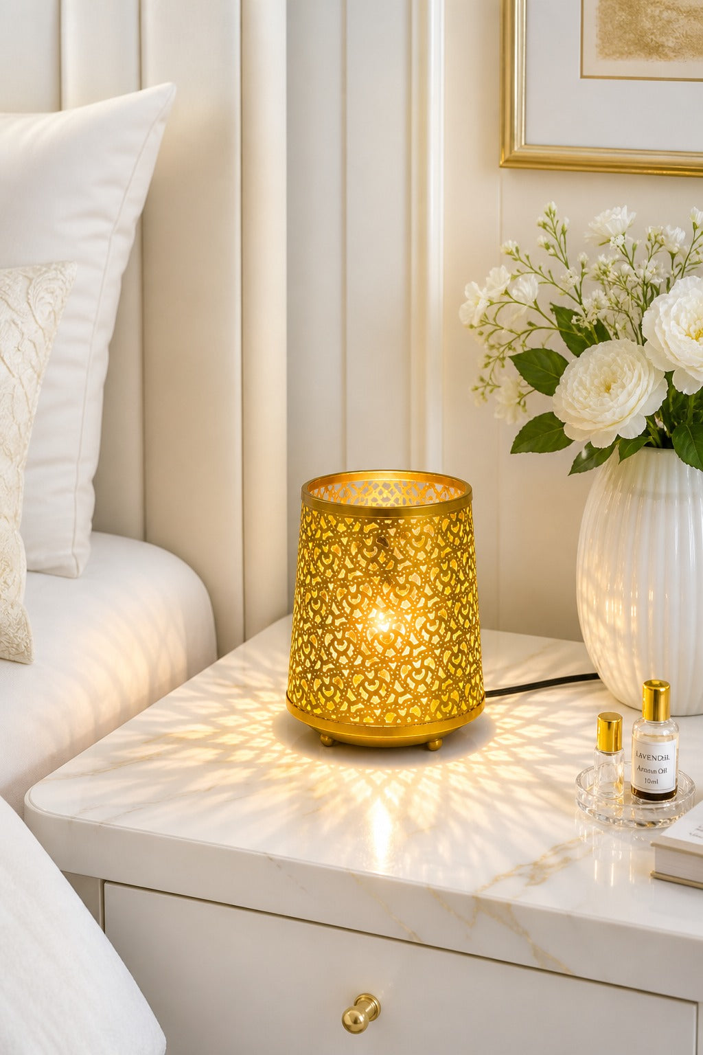 Gold Heart Cutwork Electric Aroma Diffuser Lamp With Dome Design | Essential Oil Burner For Home, Bedroom & Living Room | Includes Free Glass Bowl, 10ml Aroma Oil & 2 Electric Bulbs