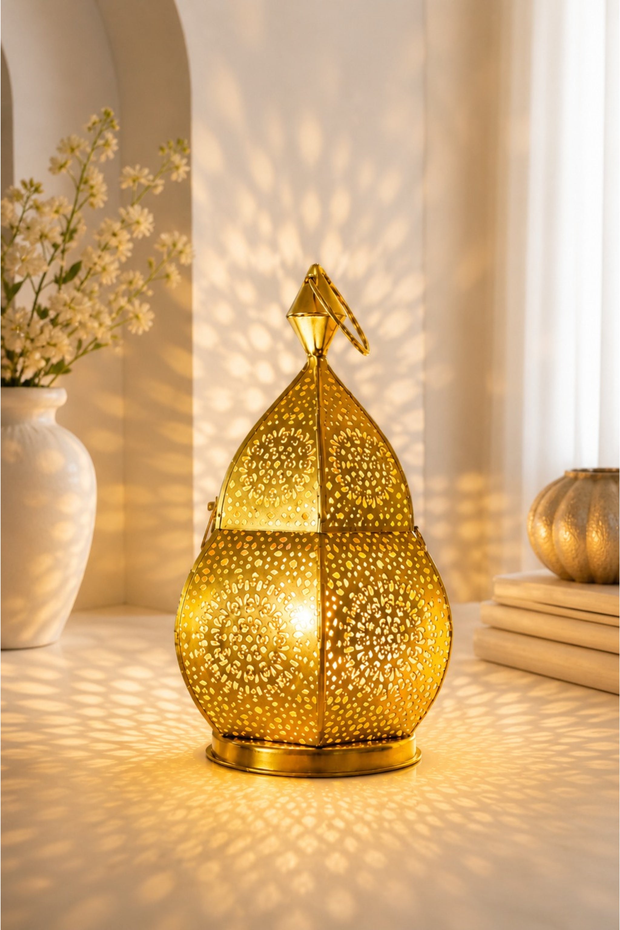 Premium Metal Aroma Diffuser Lamp with Essential Oil | Elegant Cutwork Design Electric Burner | Warm Ambient Light Aromatherapy Diffuser | Decorative Home Fragrance Lamp for Relaxation & Gifting