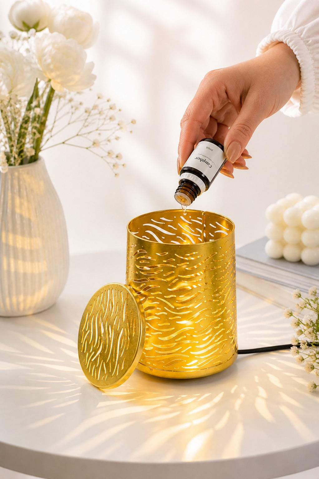 Electric Metal Aroma Diffuser Lamp With Glass Bowl | Premium Cutwork Design | Home Decor & Fragrance Burner With Free 10 Ml Aroma Oil & 2 Bulbs