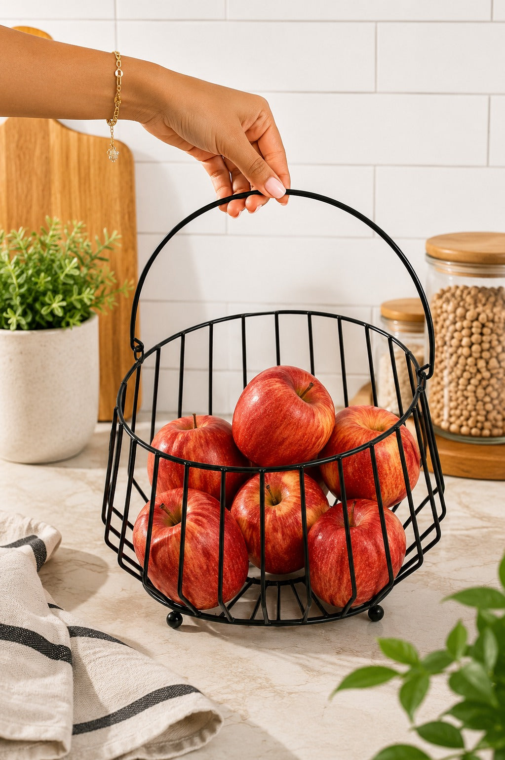 Modern Metal Fruit Basket with Handle | Round Wire Storage Basket | Kitchen & Dining Table Organizer