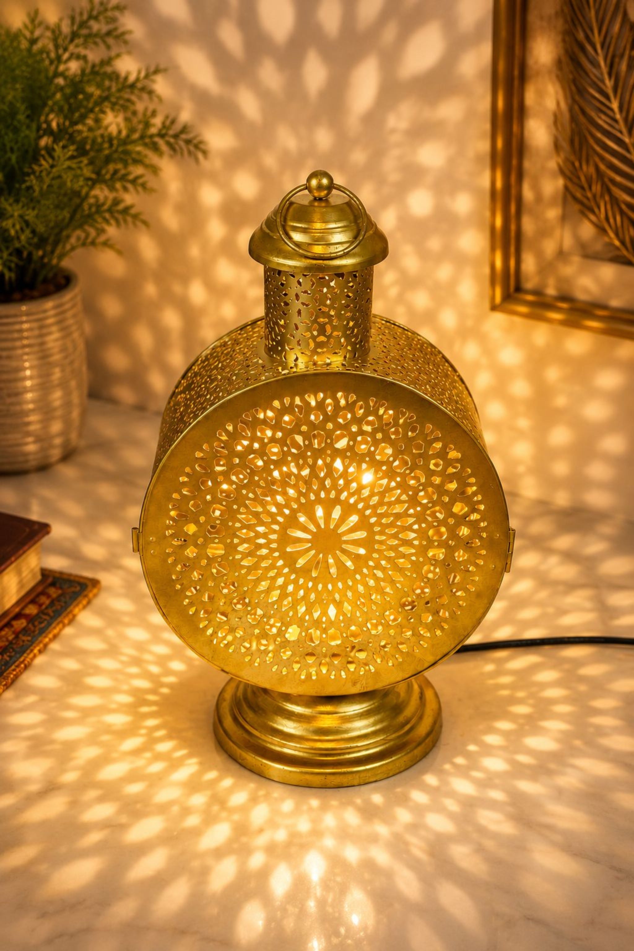 Premium Round Metal Aroma Diffuser Lamp with Essential Oil | Decorative Cutwork Electric Burner | Warm Ambient Light Aromatherapy Diffuser | Luxury Fragrance Lamp for Home Décor & Gifting