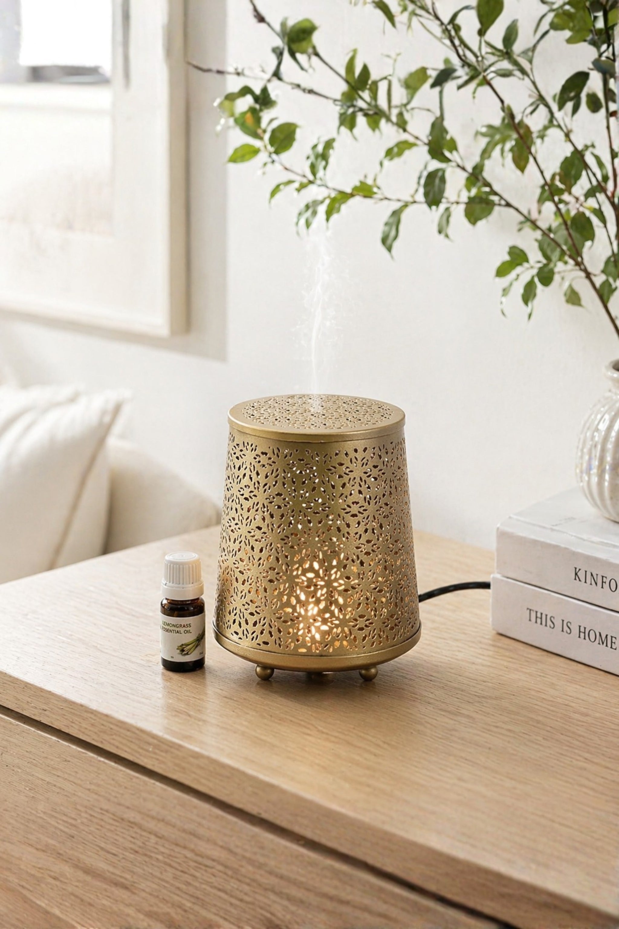 Metal Electric Aroma Diffuser Burner | Moroccan Cutwork Bulb Heat Oil Warmer Lamp | Fragrance Diffuser for Home, Office, Spa & Meditation | Free 10 ml Aroma Oil Included
