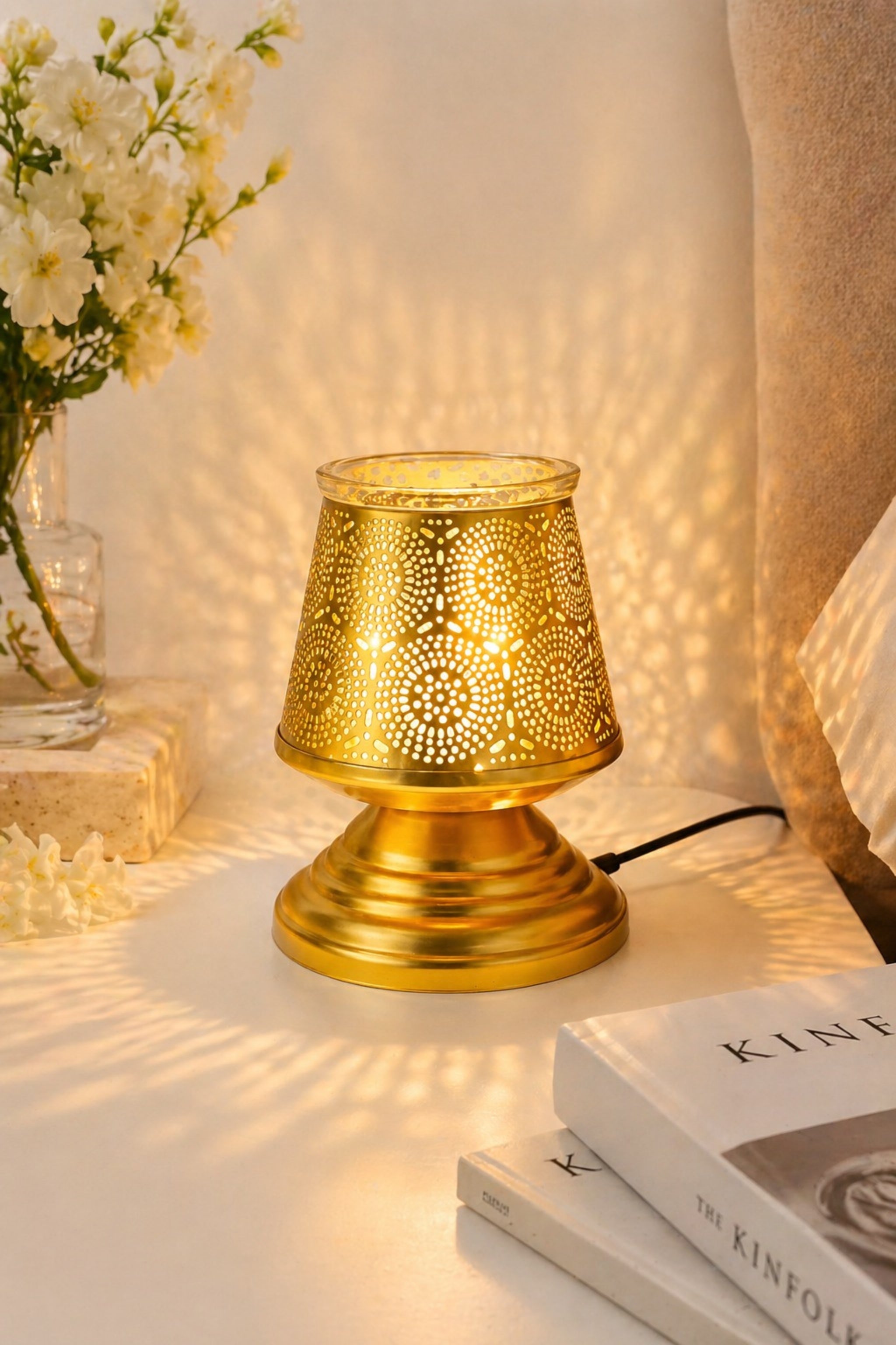 Premium Metal Aroma Diffuser Lamp with Glass Bowl | Elegant Cutwork Electric Oil Burner | Warm Ambient Light Aromatherapy Diffuser | Decorative Fragrance Lamp for Home & Gifting