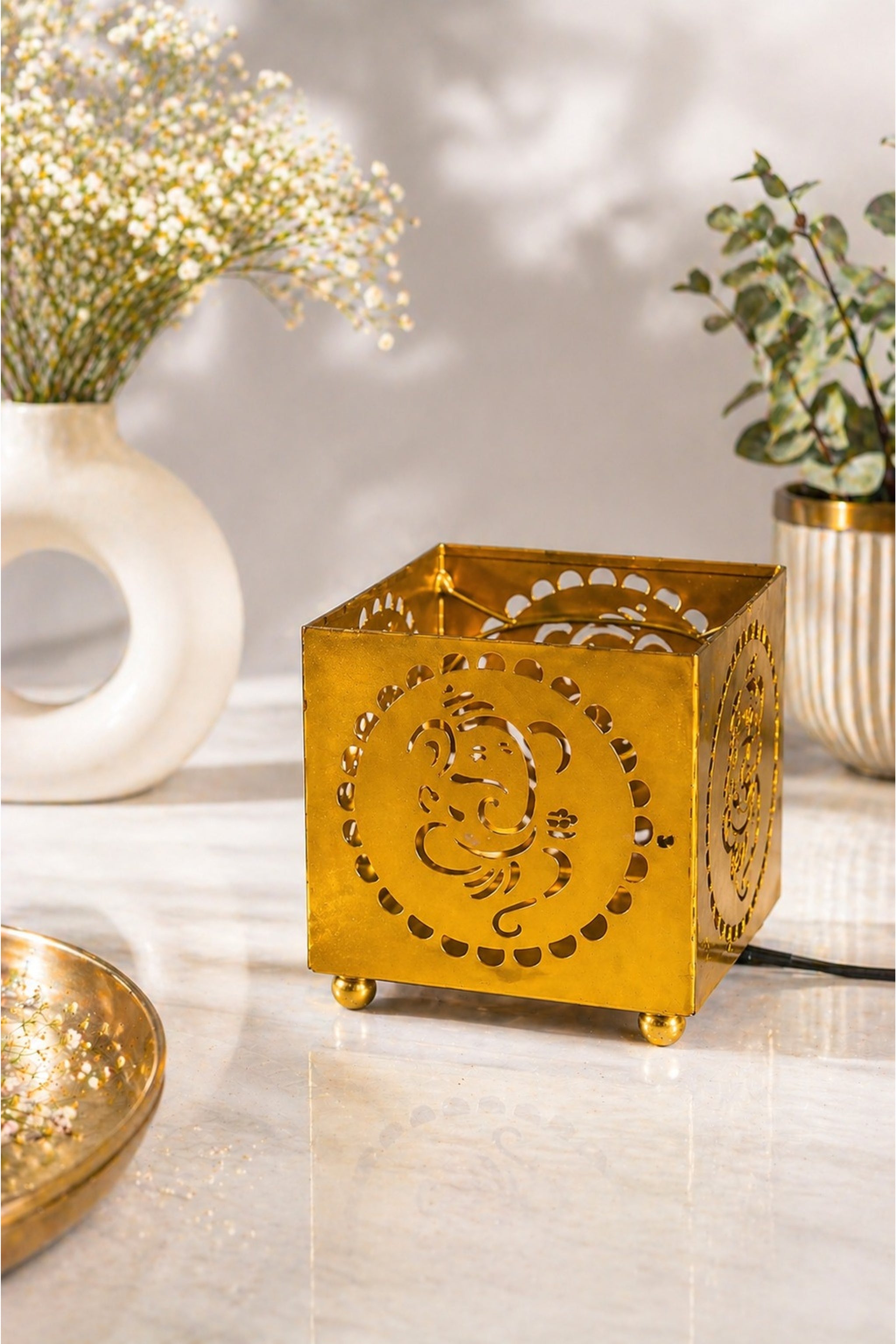Lord Ganesha Electric Aroma Diffuser with Cutwork Design | Spiritual Essential Oil Burner Lamp for Temple, Home & Meditation | Fragrance Diffuser with Free Glass Bowl, 10ml Aroma Oil & 2 Bulbs