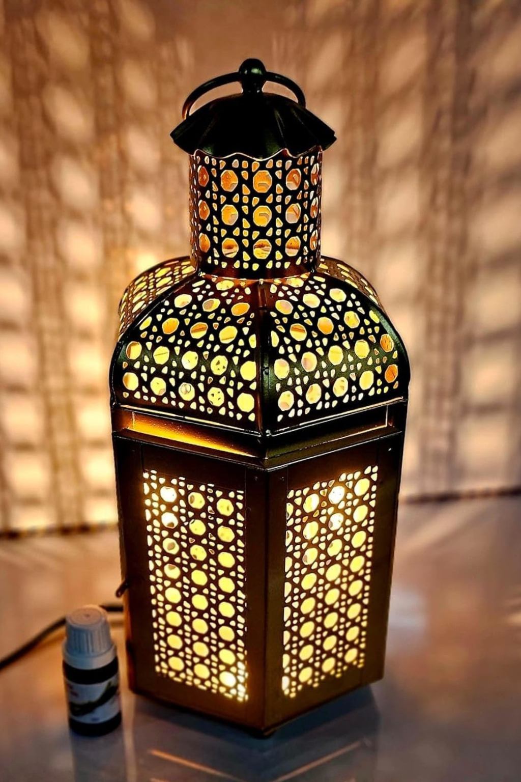 Premium Lantern Style Metal Aroma Diffuser Lamp with Essential Oil | Elegant Cutwork Electric Burner | Warm Ambient Light Aromatherapy Diffuser | Decorative Fragrance Lamp for Home & Gifting