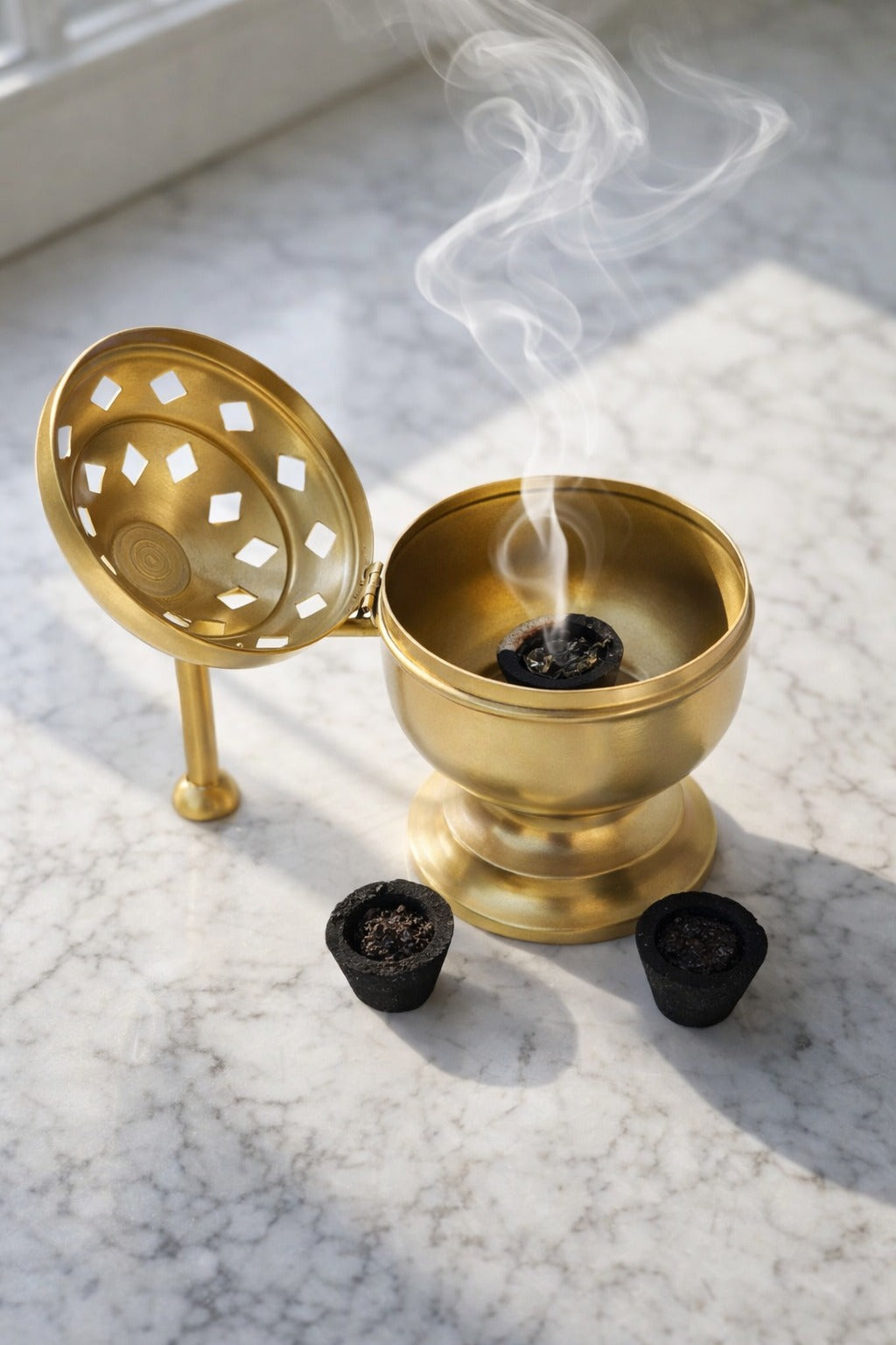 Brass Finish Metal Dhoop Dani with Wooden Handle & Lid for Pooja, Loban & Sambrani Burning | Covered Incense Burner for Home Temple, Havan, Vastu & Premium Festive Gift Item