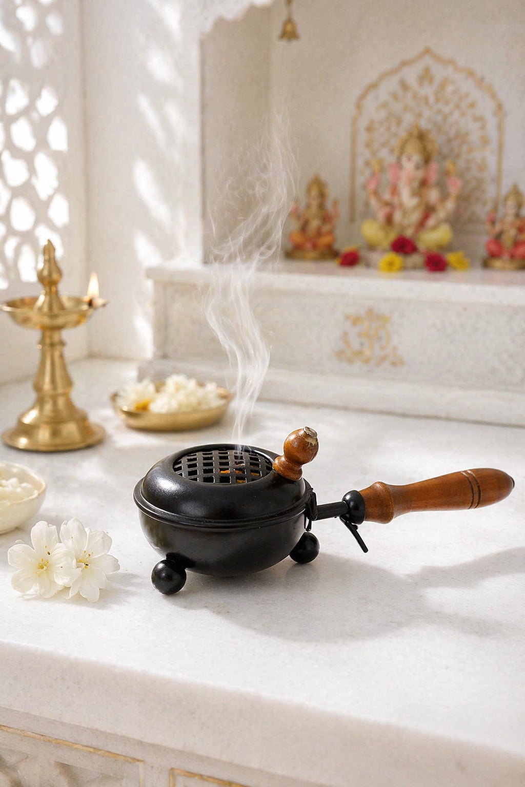 Black Metal Dhoop Dani with Wooden Handle & Lid for Pooja, Loban & Sambrani Burning | Covered Incense Burner for Home Temple, Havan, Vastu & Daily Use Puja Item