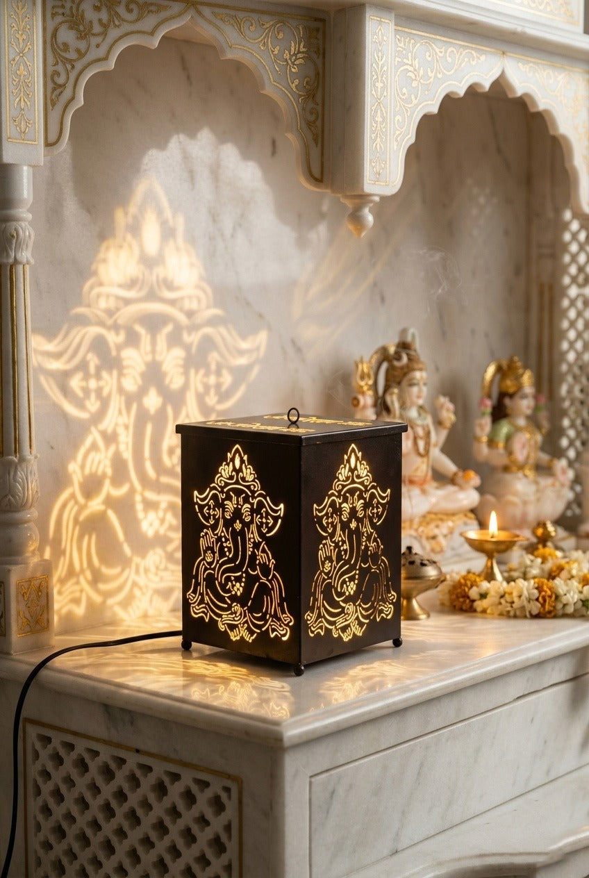 Metal Electric Aroma Diffuser Burner | Ganesh Ji Design Bulb Heat Oil Warmer Lamp | Fragrance Diffuser for Home, Office, Spa & Meditation | Free 10 ml Aroma Oil Included